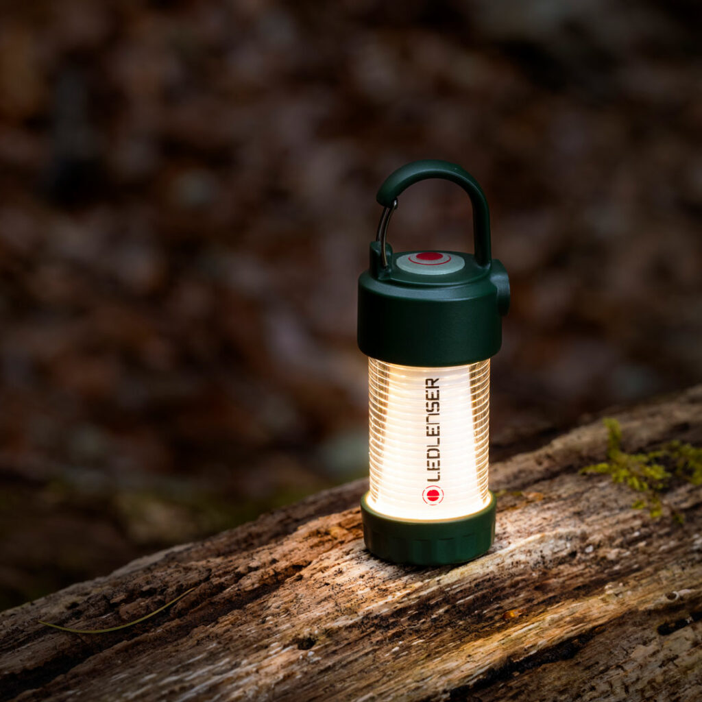 ML4 Warm Light Green LE 003